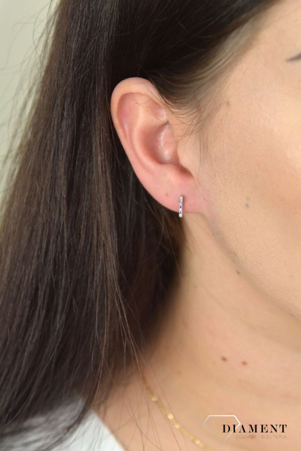 Złote kolczyki 333 patyczki z niebieską i różową cyrkonią KL 3345C.jpg